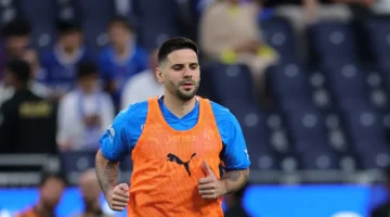 كشف وكالة ميتروفيتش حقيقة مفاوضات الراقي.. نجم السلفادور يعلق على اهتمام يايسله